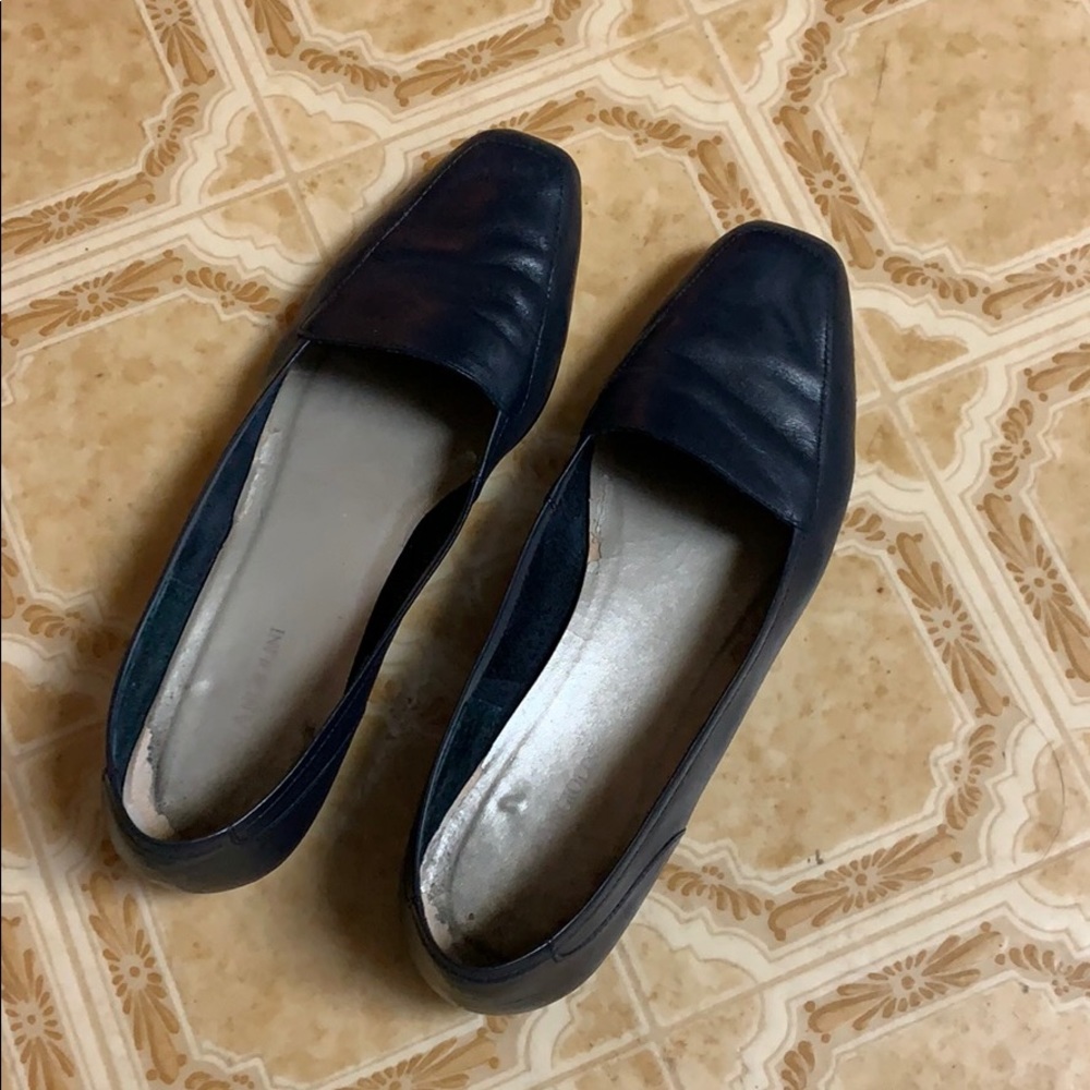 Ladies flats shoes